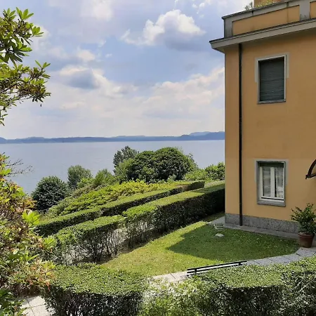 Lägenhet Bmp Gioiosa 1 Terrazza Vista Belgirate